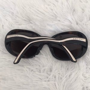 😎✨Prada sunglasses✨😎